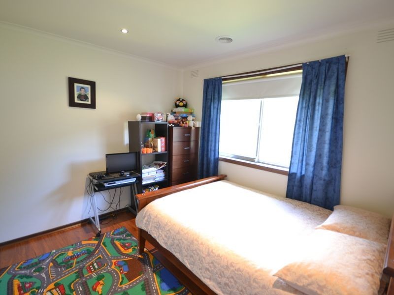 2/90 Clow Street, Dandenong VIC 3175