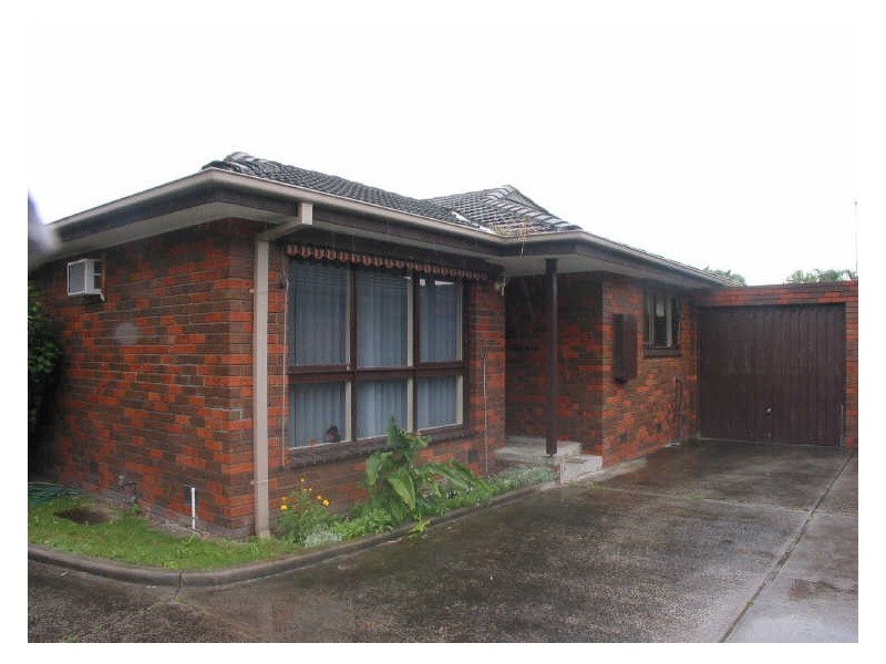 2/98 Railway Parade, Dandenong VIC 3175