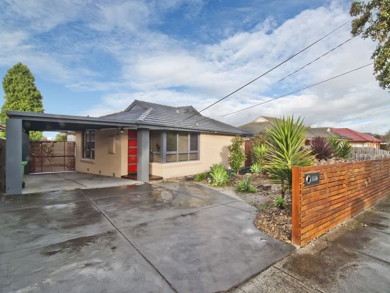 9 Oberon Street, Dandenong North VIC 3175