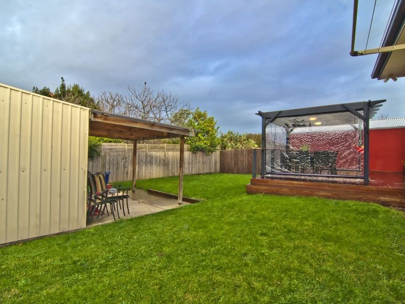 9 Oberon Street, Dandenong North VIC 3175