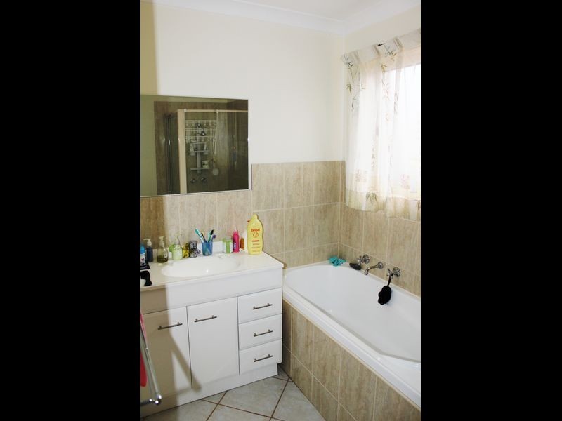 2/19 Janice Grove, Dandenong VIC 3175