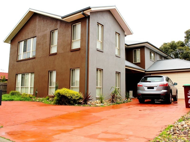 160 Sweeney Drive, Narre Warren VIC 3805