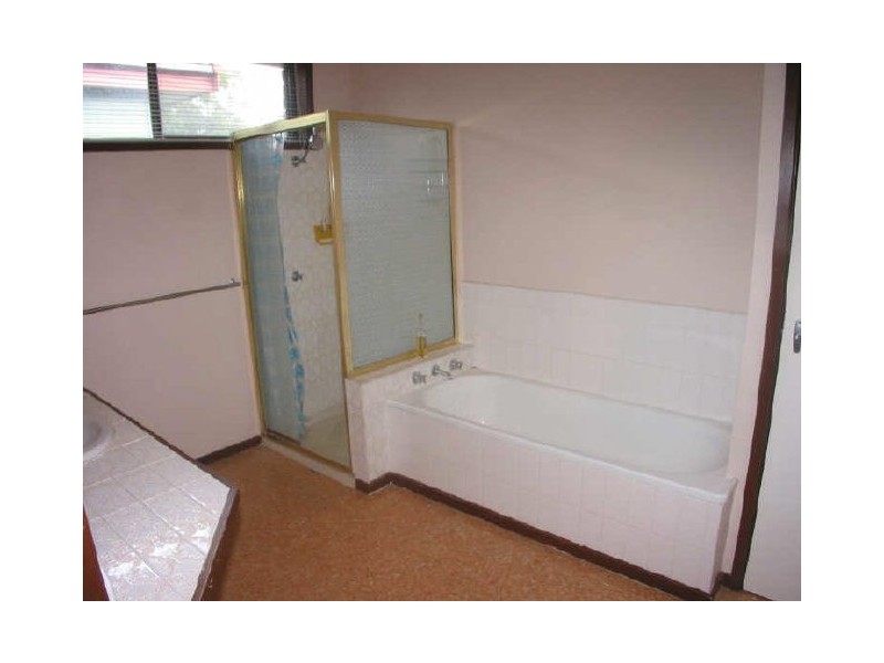 2A/13 McFarlane Crescent, Dandenong VIC 3175