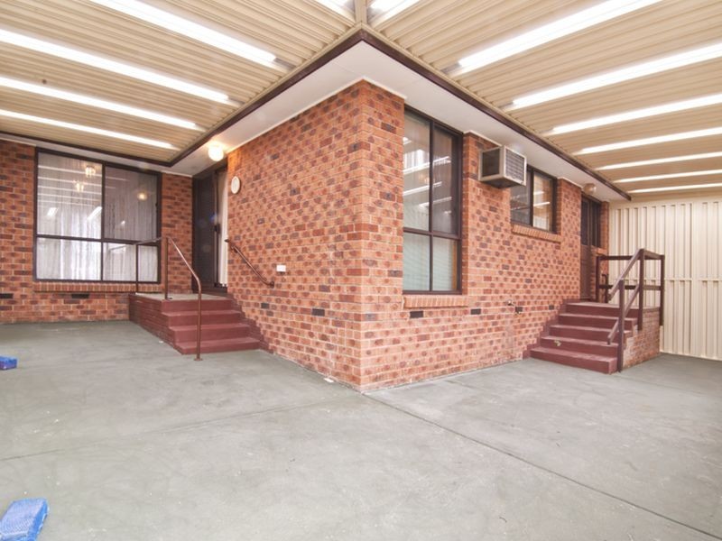 32 Cliffton Way, Endeavour Hills VIC 3802