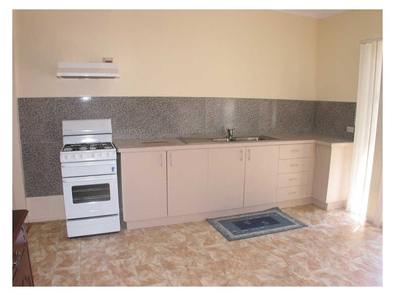 2 Masters Street, Dandenong VIC 3175