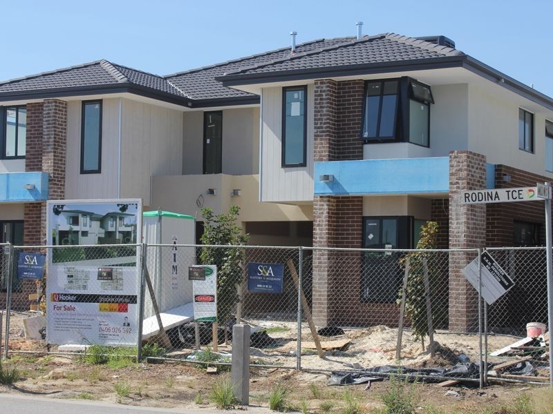 27B Rodina Terrace, Dandenong VIC 3175