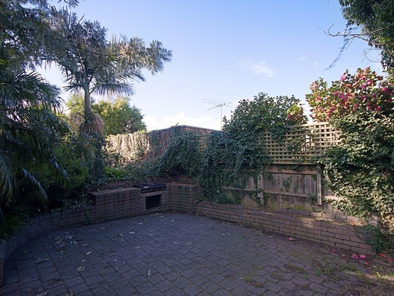 2 Roslyn Court, Dandenong North VIC 3175