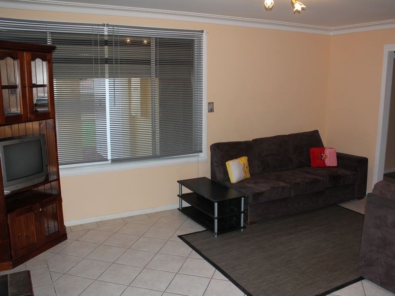 19 Holly Avenue, Dandenong North VIC 3175