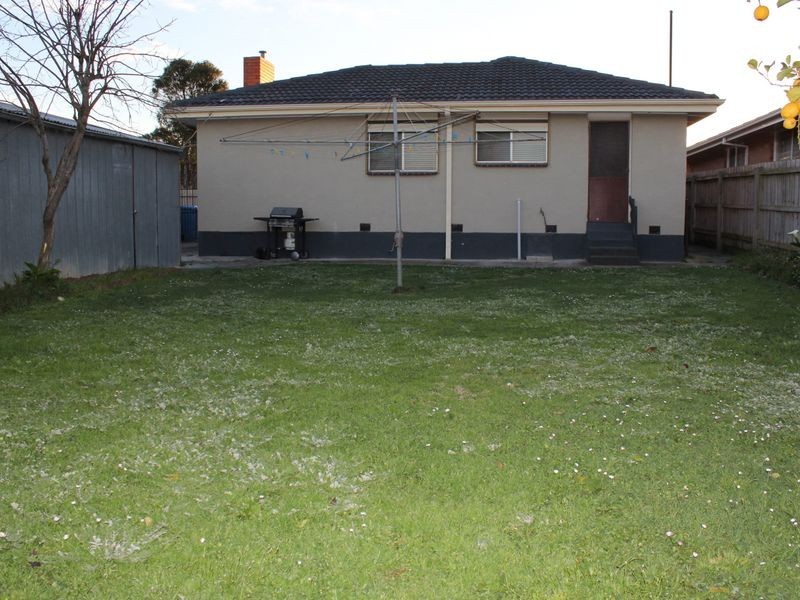 19 Holly Avenue, Dandenong North VIC 3175