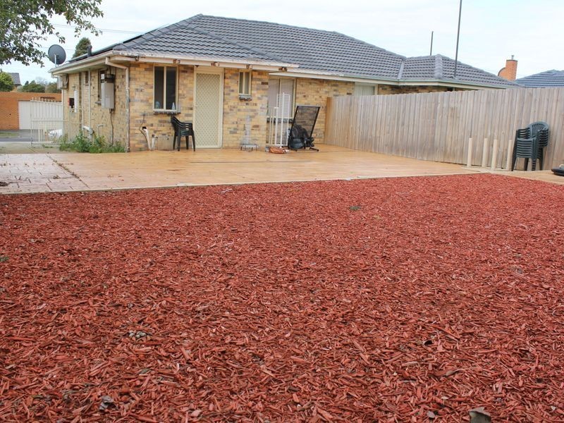 1/62 Barbara Avenue, Dandenong North VIC 3175