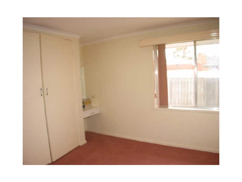 2/13 Olive Street, Dandenong VIC 3175