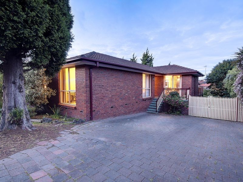 3 Burchall Grove, Dandenong North VIC 3175