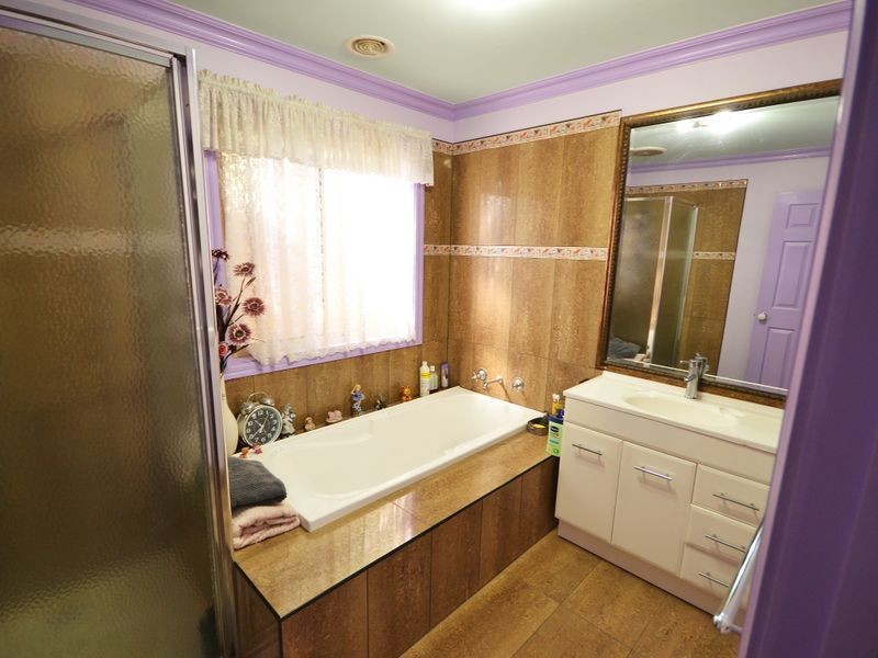 2/2 Janine Road, Springvale South VIC 3172