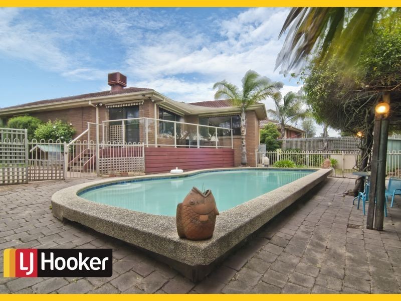 112 James Cook Drive, Endeavour Hills VIC 3802