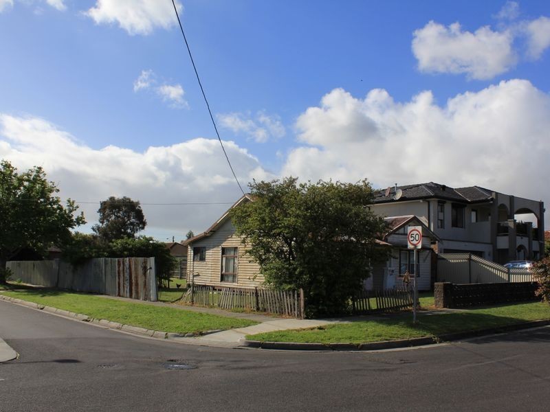 5 Benga Avenue, Dandenong VIC 3175
