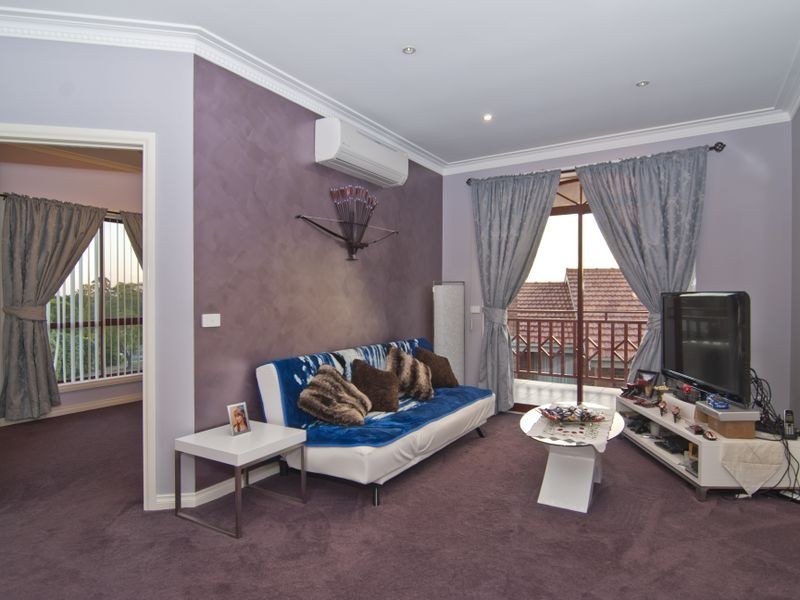 22 Sienna Crescent, Endeavour Hills VIC 3802