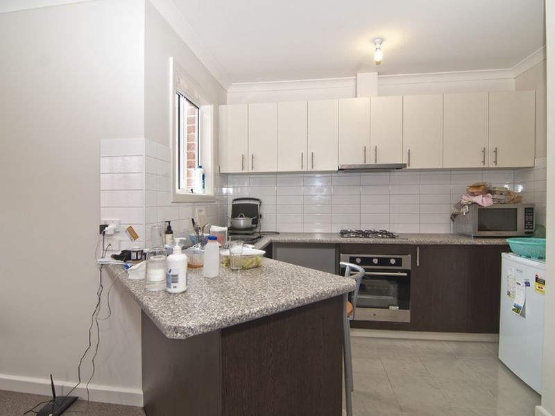 8/4 Young Road, Hallam VIC 3803