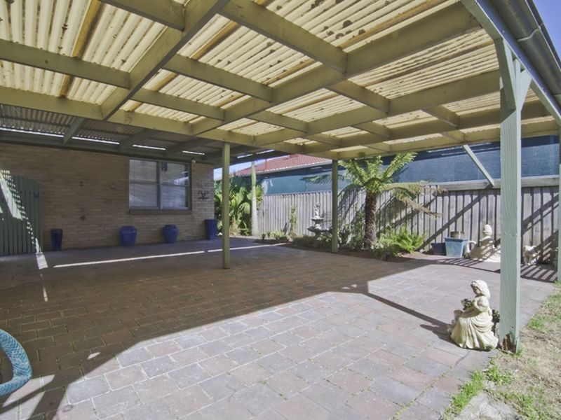 32 Crimson Drive, Doveton VIC 3177