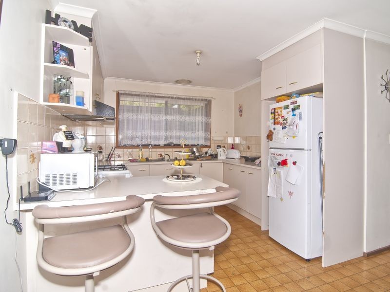 2/14 Dowell Court, Dandenong North VIC 3175