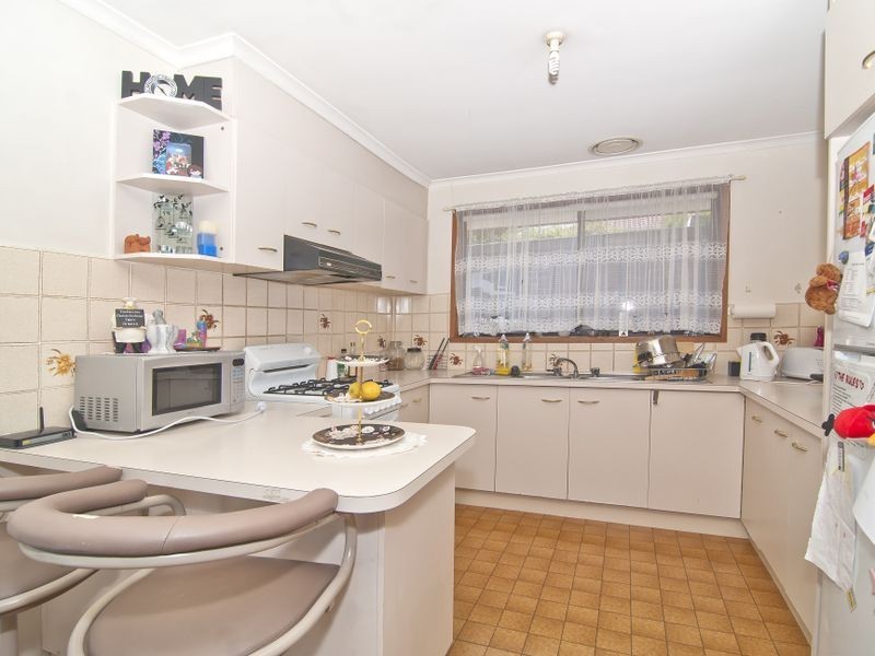 2/14 Dowell Court, Dandenong North VIC 3175