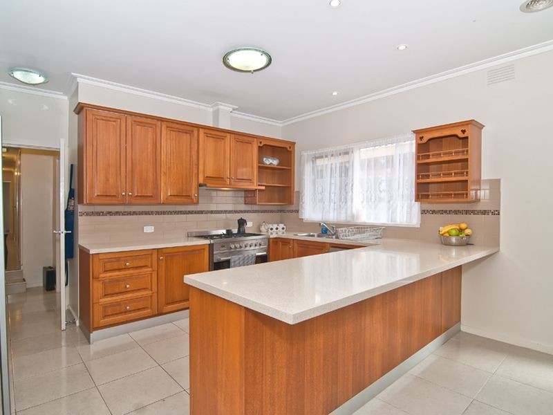 10 Paydon Court, Dandenong North VIC 3175