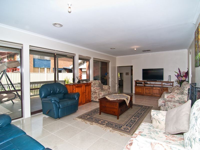10 Paydon Court, Dandenong North VIC 3175