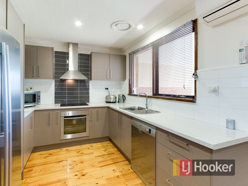 4 Chester Court, Endeavour Hills VIC 3802