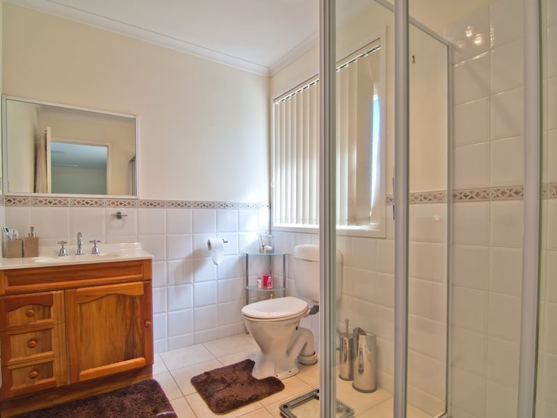 15 Wintersun Road, Berwick VIC 3806