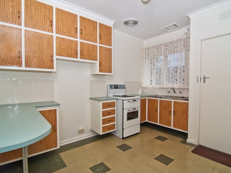4/10 MacPherson Street, Dandenong VIC 3175