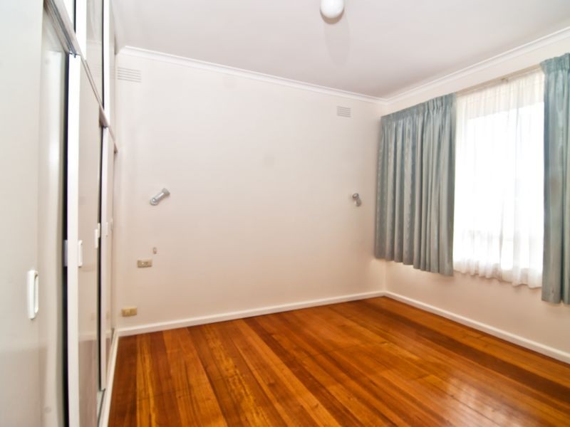 4/10 MacPherson Street, Dandenong VIC 3175