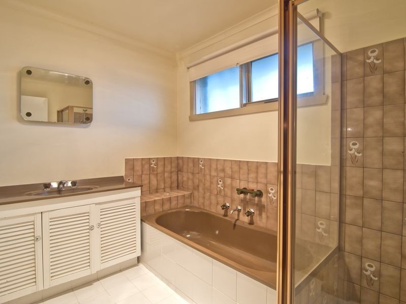 3 Jeffs Court, Endeavour Hills VIC 3802