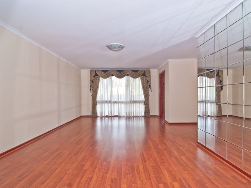 10 Lauriston Drive, Endeavour Hills VIC 3802