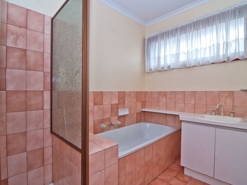 10 Lauriston Drive, Endeavour Hills VIC 3802