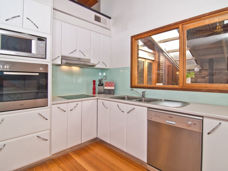 51 Daniel Solander Drive, Endeavour Hills VIC 3802