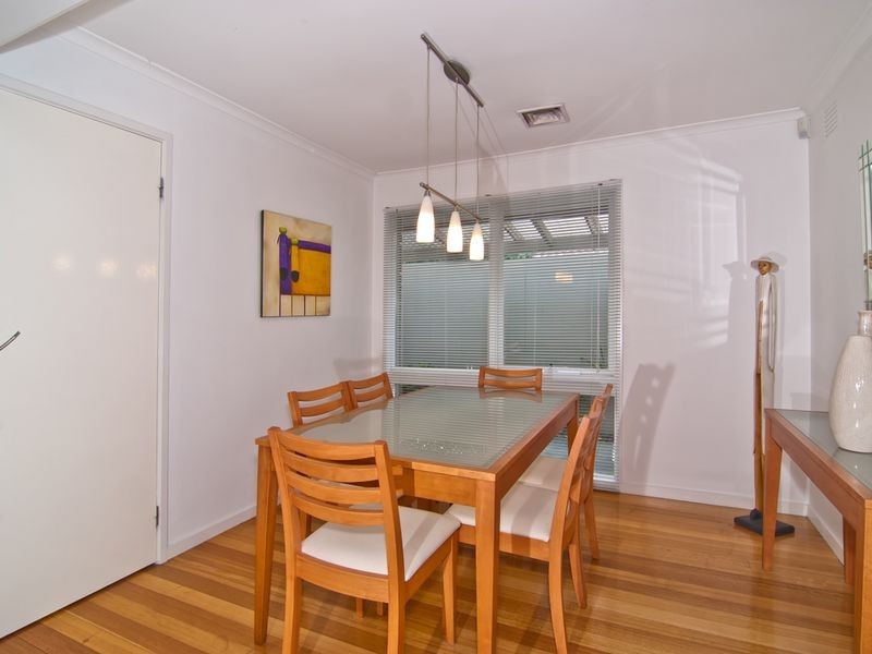 51 Daniel Solander Drive, Endeavour Hills VIC 3802