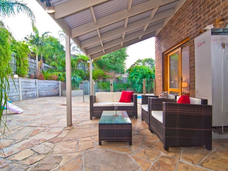 51 Daniel Solander Drive, Endeavour Hills VIC 3802