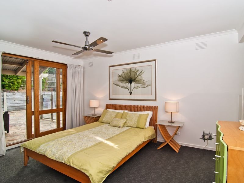 51 Daniel Solander Drive, Endeavour Hills VIC 3802