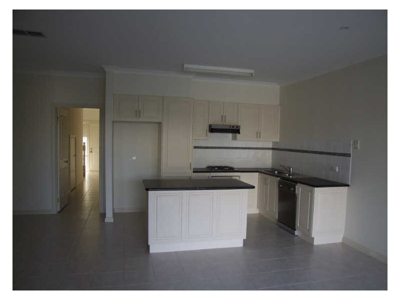 16/84 Heatherton Road, Endeavour Hills VIC 3802