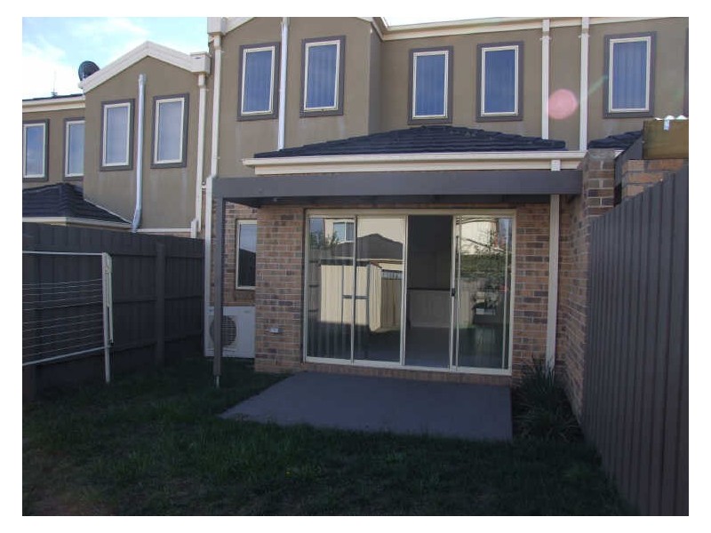 16/84 Heatherton Road, Endeavour Hills VIC 3802