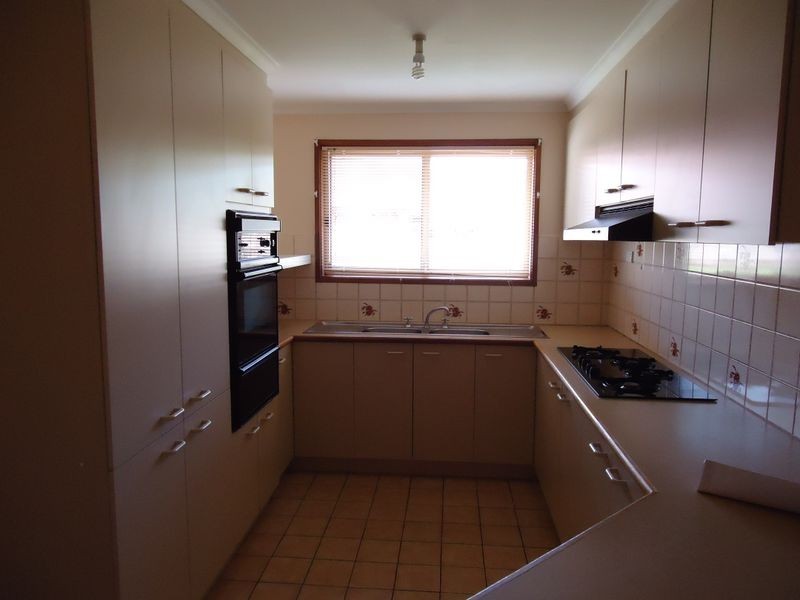 36 Adam Avenue, Hallam VIC 3803