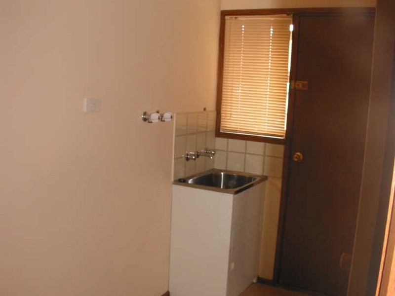 36 Adam Avenue, Hallam VIC 3803