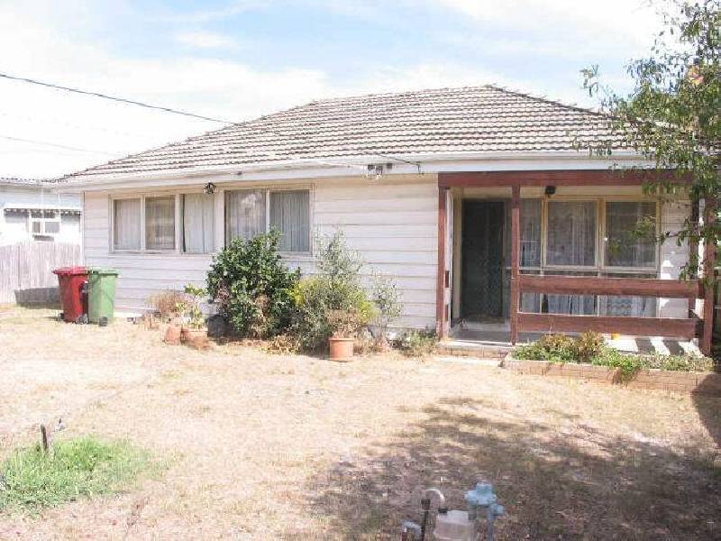 10 Elmhurst Street, Noble Park North VIC 3174
