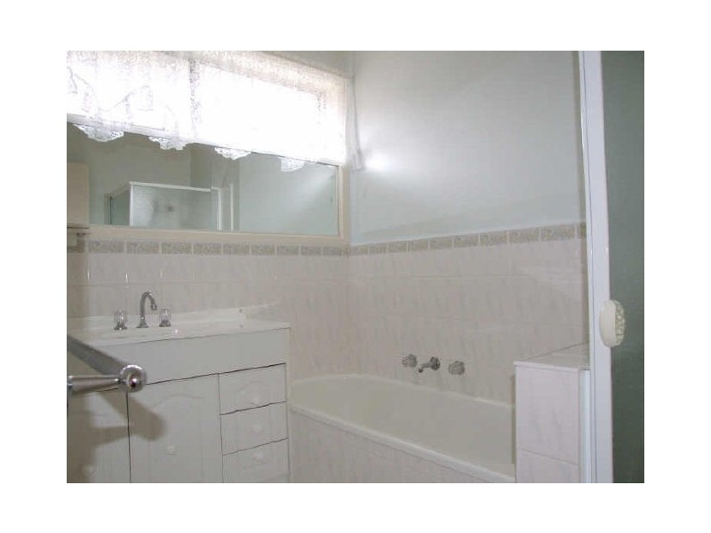 2/50 Potter Street, Dandenong VIC 3175