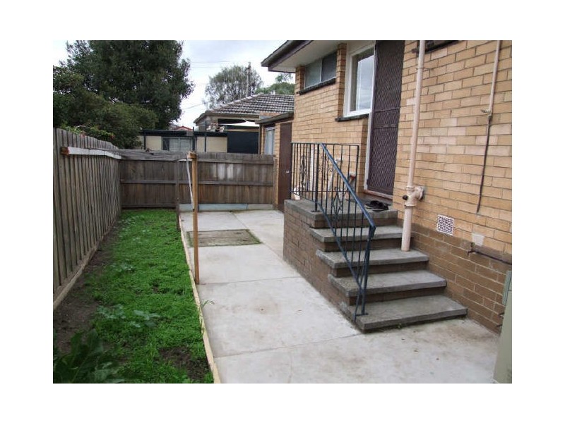 2/50 Potter Street, Dandenong VIC 3175