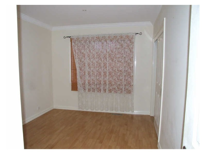 2/12 Rhoden Grove, Eumemmerring VIC 3177