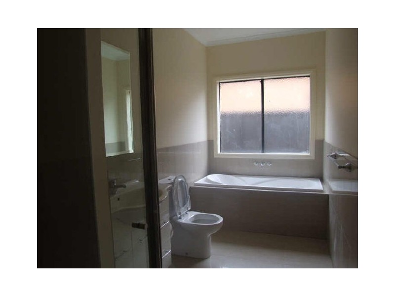 Lot 305 Paxton Link, Pakenham VIC 3810