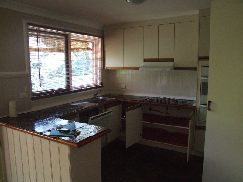 11 Gumbuya Close, Eumemmerring VIC 3177
