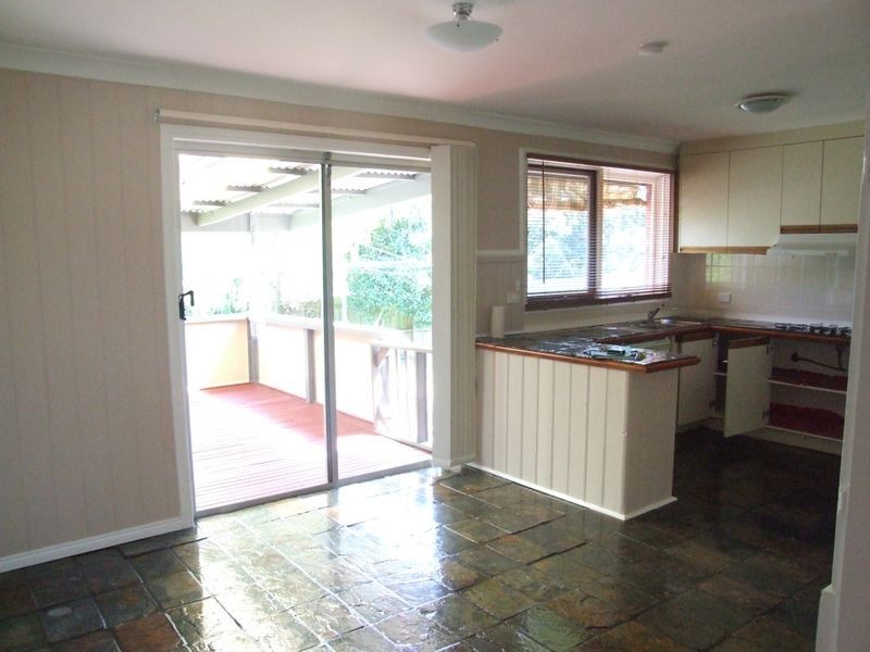 11 Gumbuya Close, Eumemmerring VIC 3177