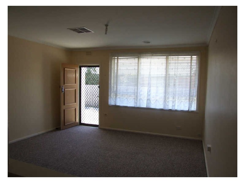 2/47 Hillside Avenue, Dandenong North VIC 3175