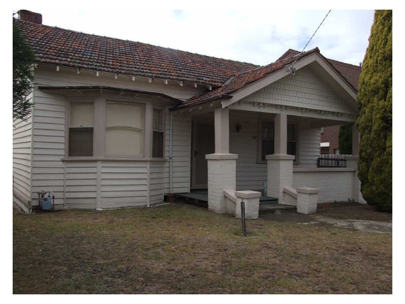 64 Cleeland Street, Dandenong VIC 3175